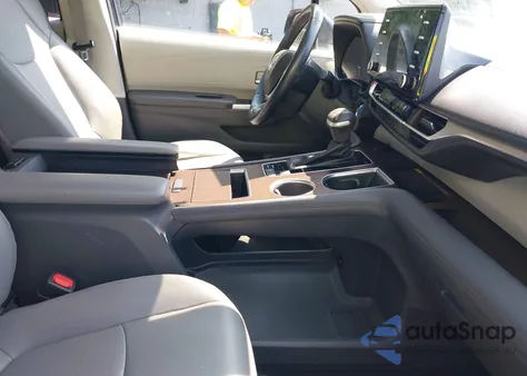 2021 Toyota Sienna Xle из США, поврежденный, VIN 5TDJSKFC1MS007876